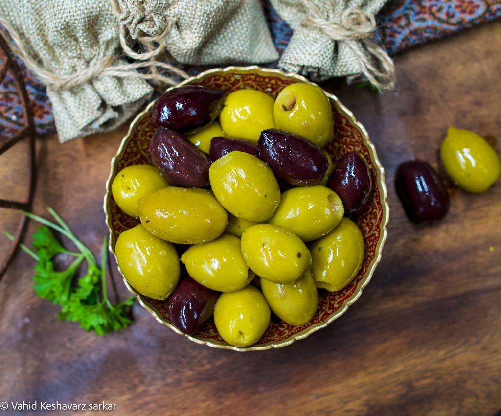 Mixed Pitted Olives Mr & Mrs Olive